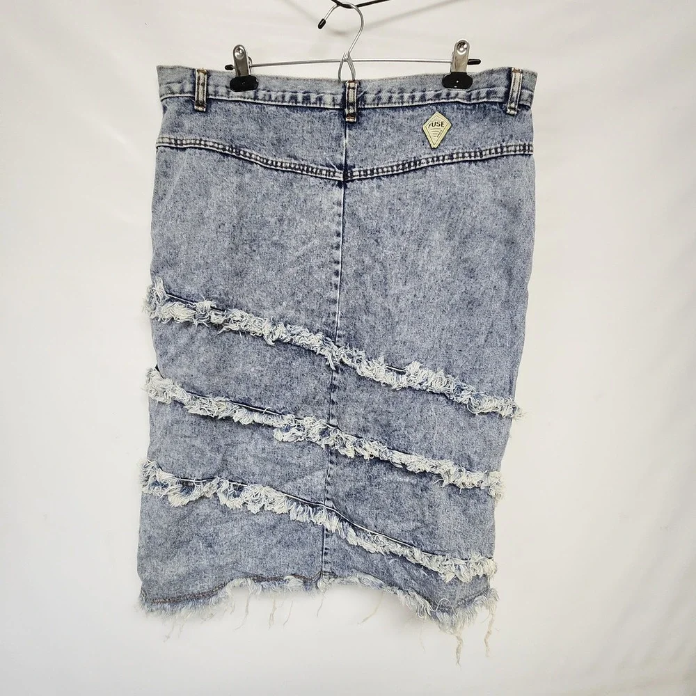 FUSE 80's denim Jean skirt boho unique Acid Wash Frayed Wrap Around 20x29